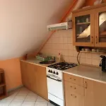 아파트 Barbara Apartmanhaz Kehidakustány