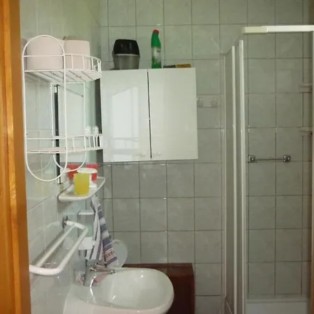 Апартаменты Barbara Apartmanhaz Кехидакустани