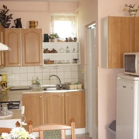 Barbara Apartmanhaz شقة *