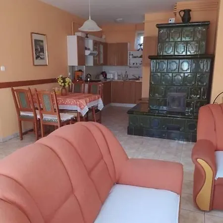 Barbara Apartmanhaz Apartament Kehidakustány