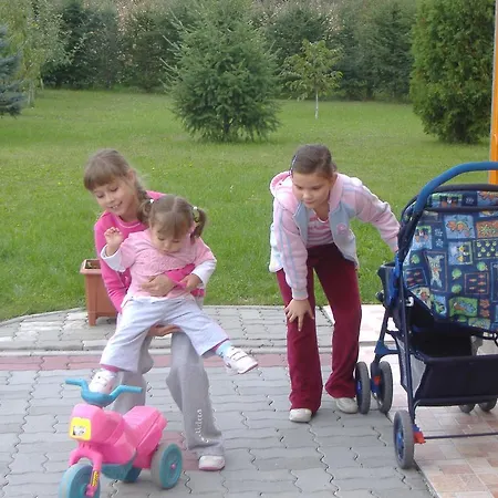 Barbara Apartmanhaz Кехидакустани