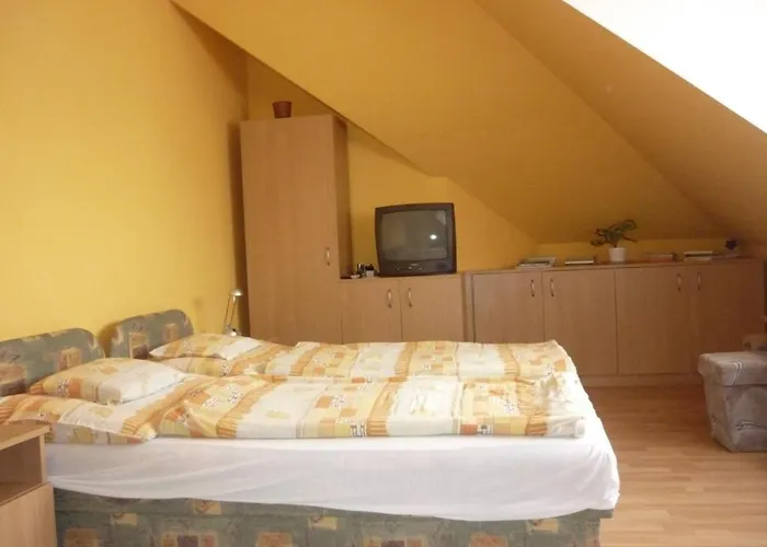 Barbara Apartmanhaz Kehidakustány